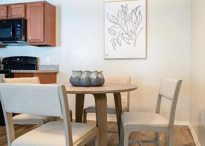 Apartment Landing - Modern With Amazing Amenities Tucson